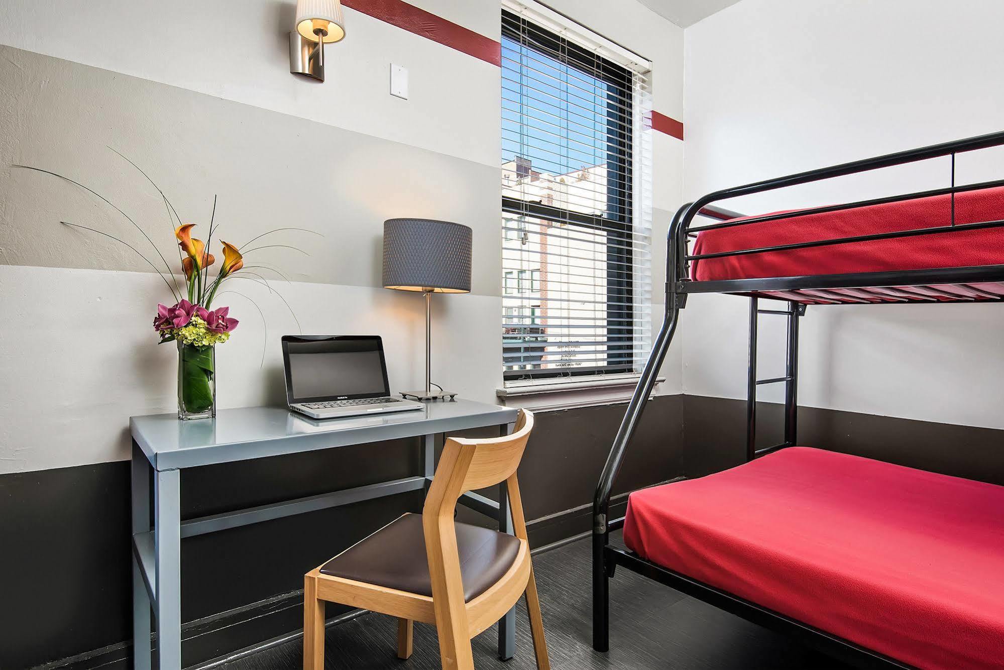 Chicago Getaway Hostel Екстериор снимка