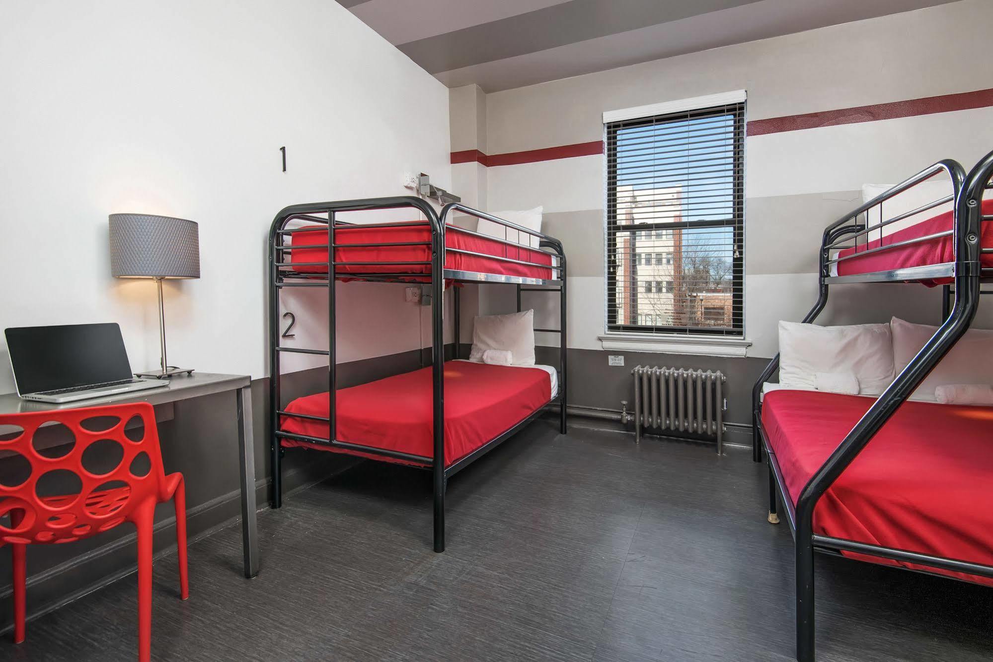 Chicago Getaway Hostel Екстериор снимка
